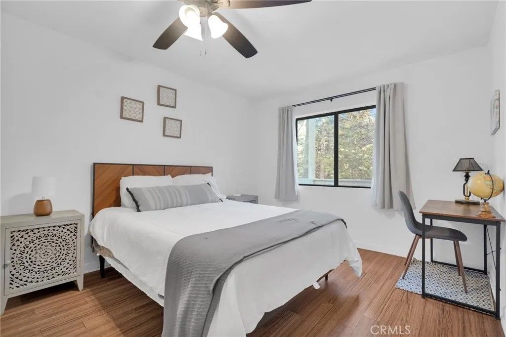 Photo of 561 Dover Court, Lake Arrowhead, CA 92352 (MLS # DW26075524)