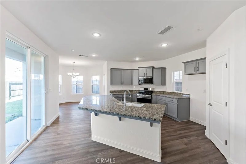 4422 W Langden Drive