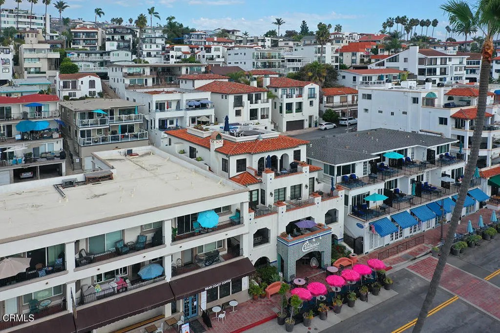614 Avenida Victoria