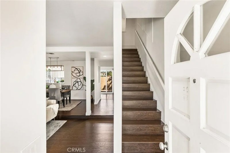 621 W Fletcher 24