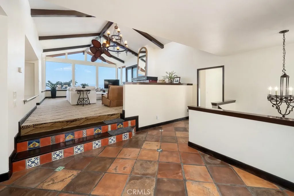 339 El Portal Drive