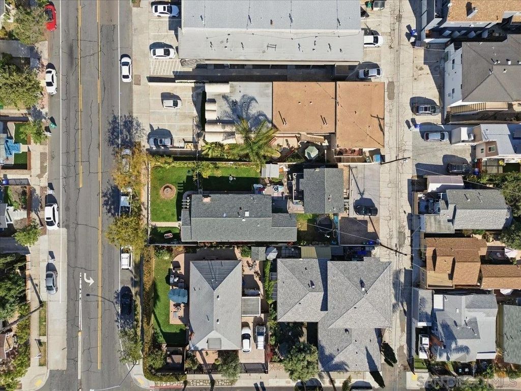 Photo of 417 N Cedros Ave, Solana Beach, CA 92075 (MLS # 250044124)