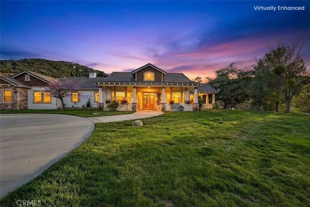 41275 Hacienda Drive