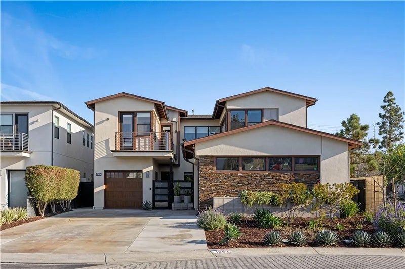 1657 Murano Place