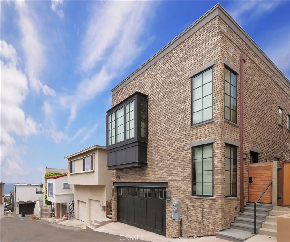 229 Marine Place