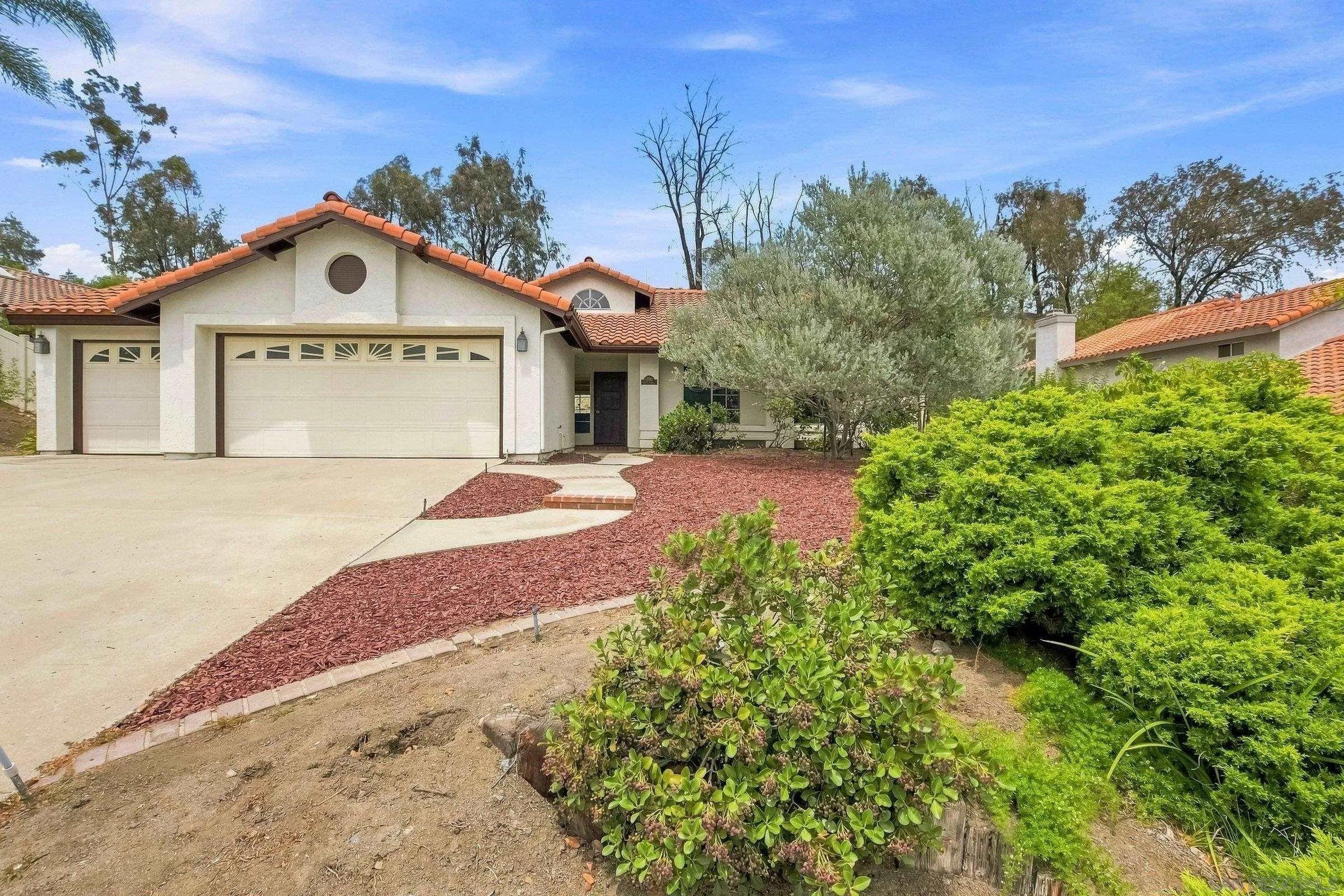 11782 Calle Albara