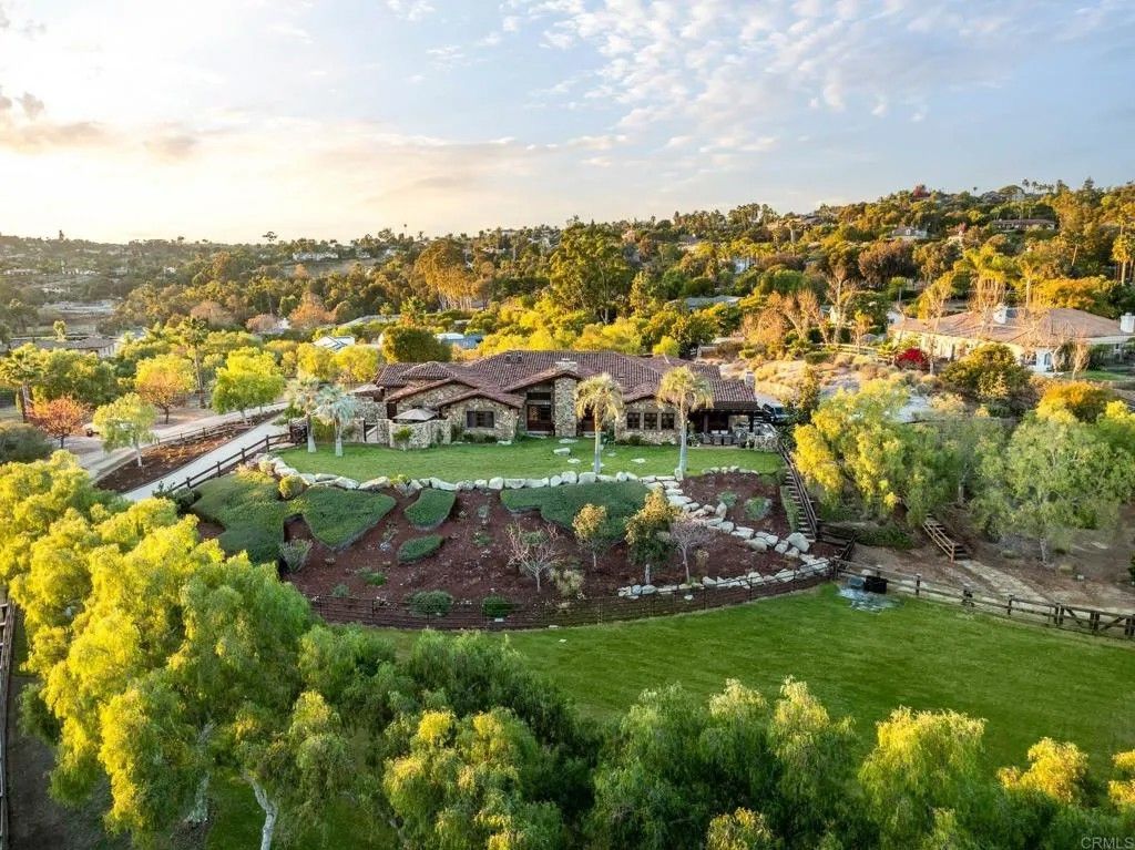 Photo of 3113 Camino Del Rancho, Encinitas, CA 92024 (MLS # NDP2501311)
