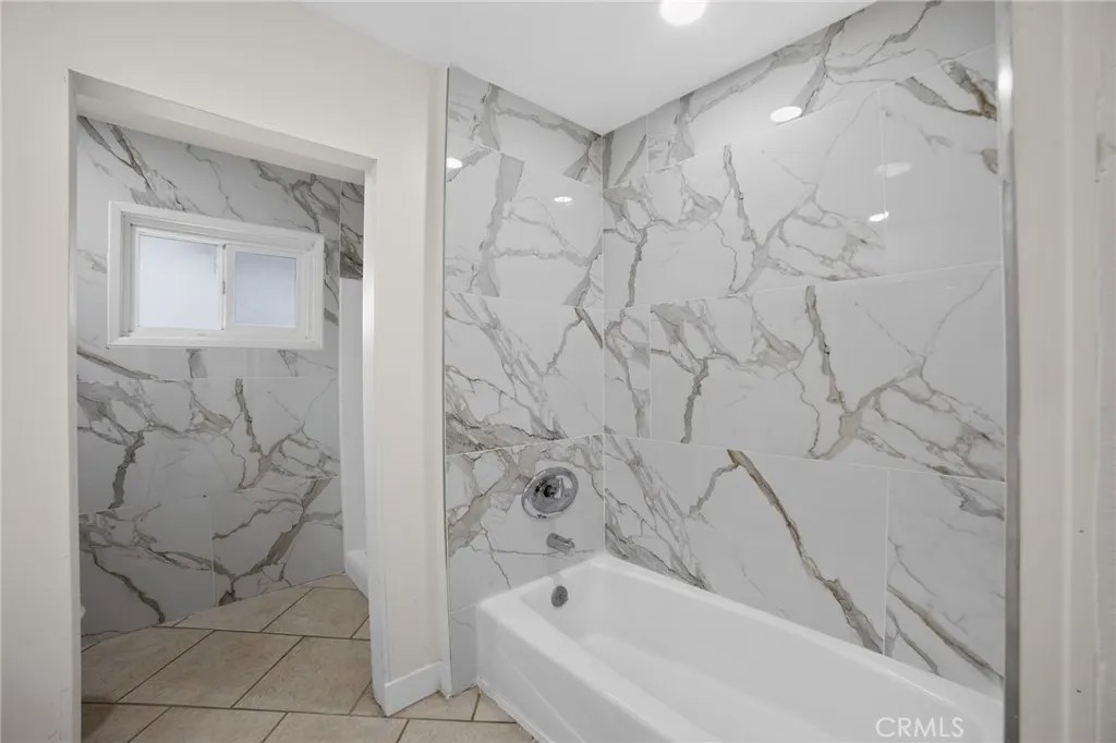 1153 W Reservoir Drive