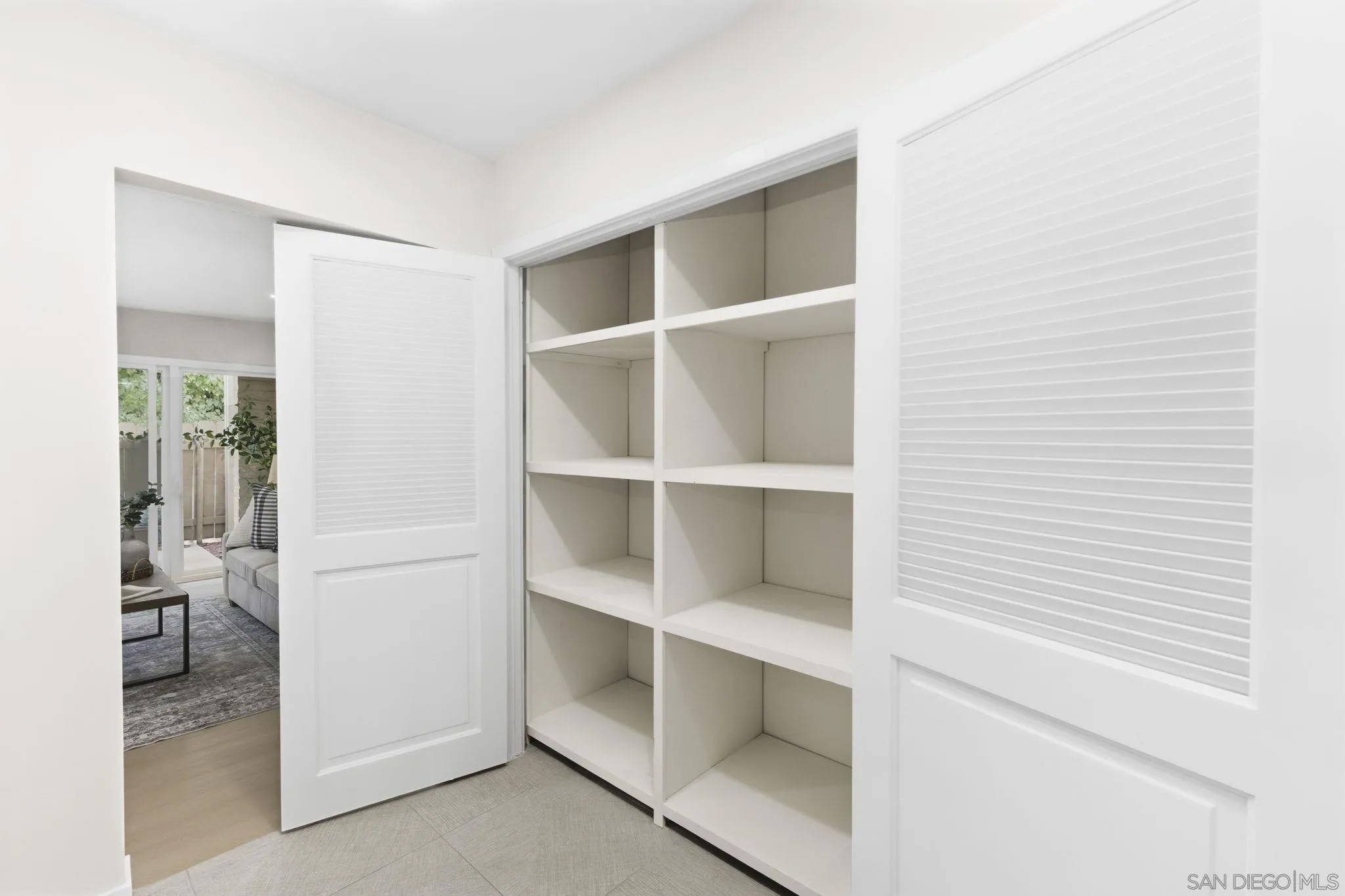5931 Howell Dr Unit 14