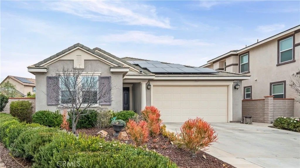 Photo of 31280 Whistling Acres, Temecula, CA 92591 (MLS # SW26023349)