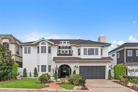 Photo of 520 Kings Rd, Newport Beach, CA 92663 (MLS # OC25280598)