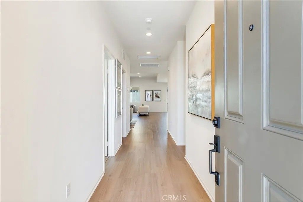 Photo of 9048 Carson Avenue, Hesperia, CA 92344 (MLS # SR25273362)