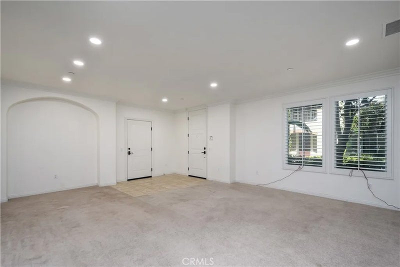 709 S Melrose