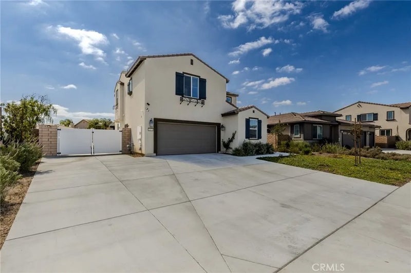 30876 Douglas Crest Circle