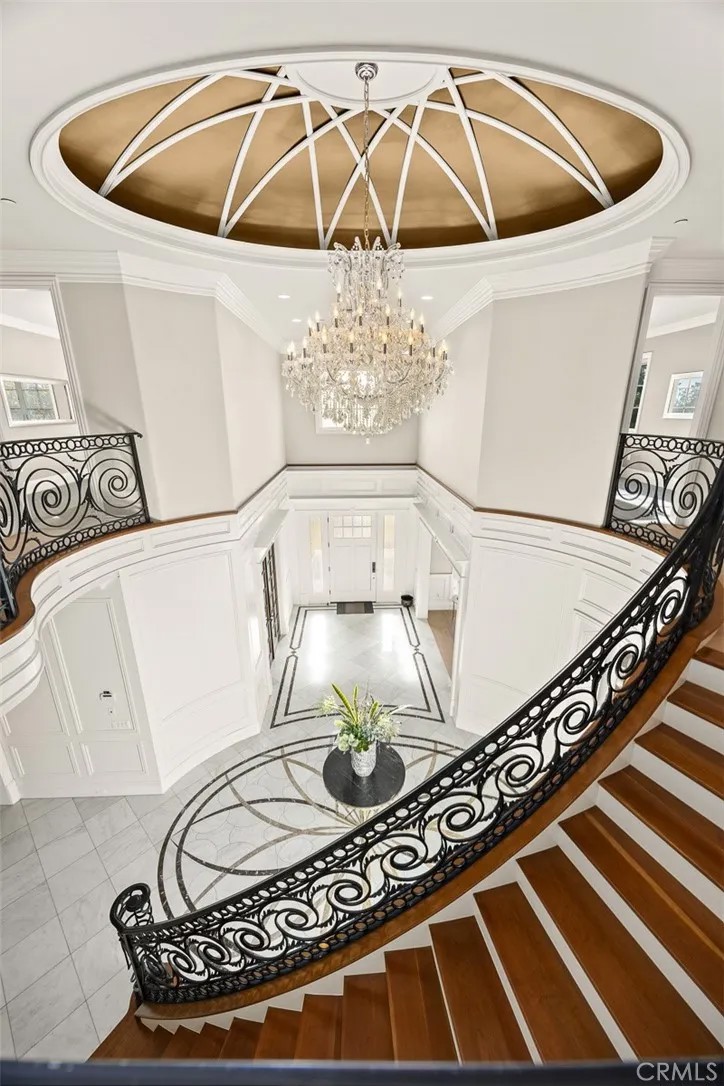 327 Oxford Drive