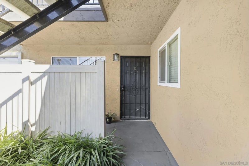 620 E Lexington Ave 13