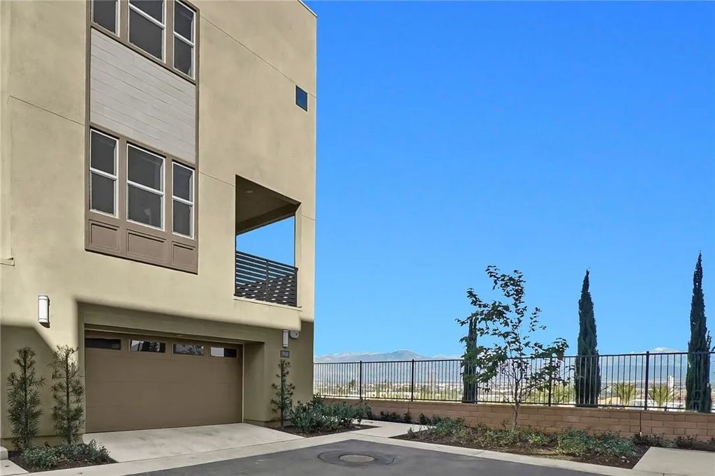 Photo of 1958 Hollyleaf Terrace, Montebello, CA 90640 (MLS # AR26000758)