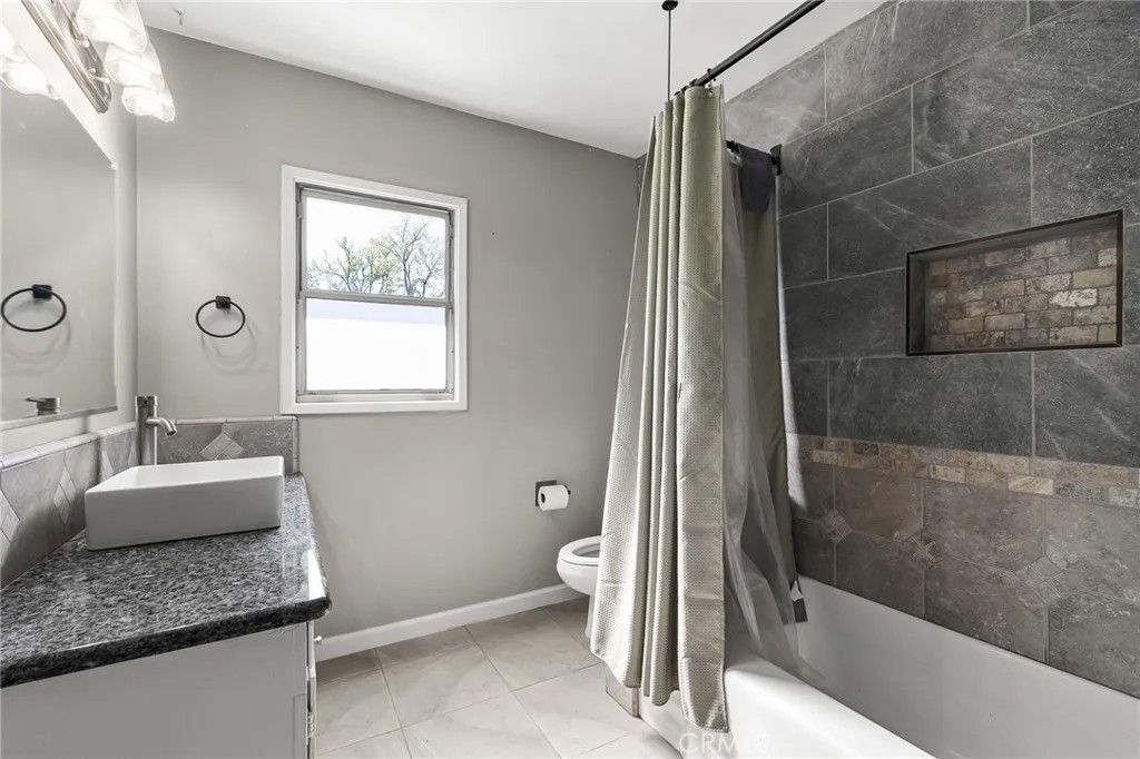 Photo of 173 Connors Avenue, Chico, CA 95926 (MLS # SN26013701)