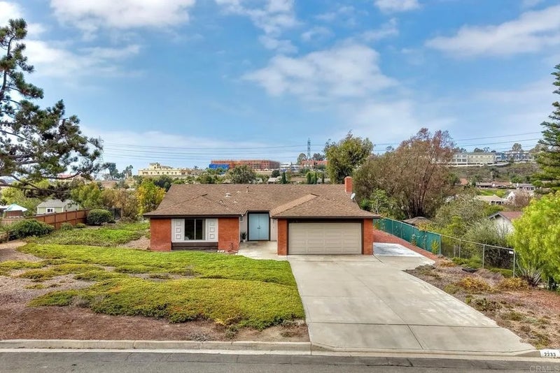 2233 Valley Road