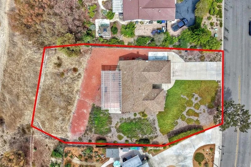 2233 Valley Road