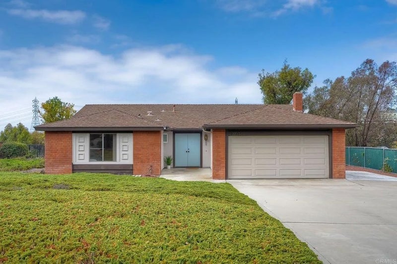2233 Valley Road