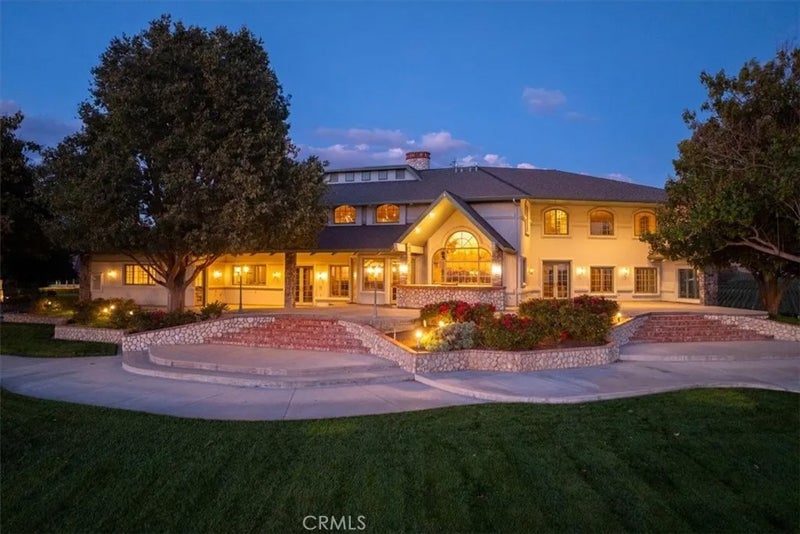 8283 Cross Canyons Road