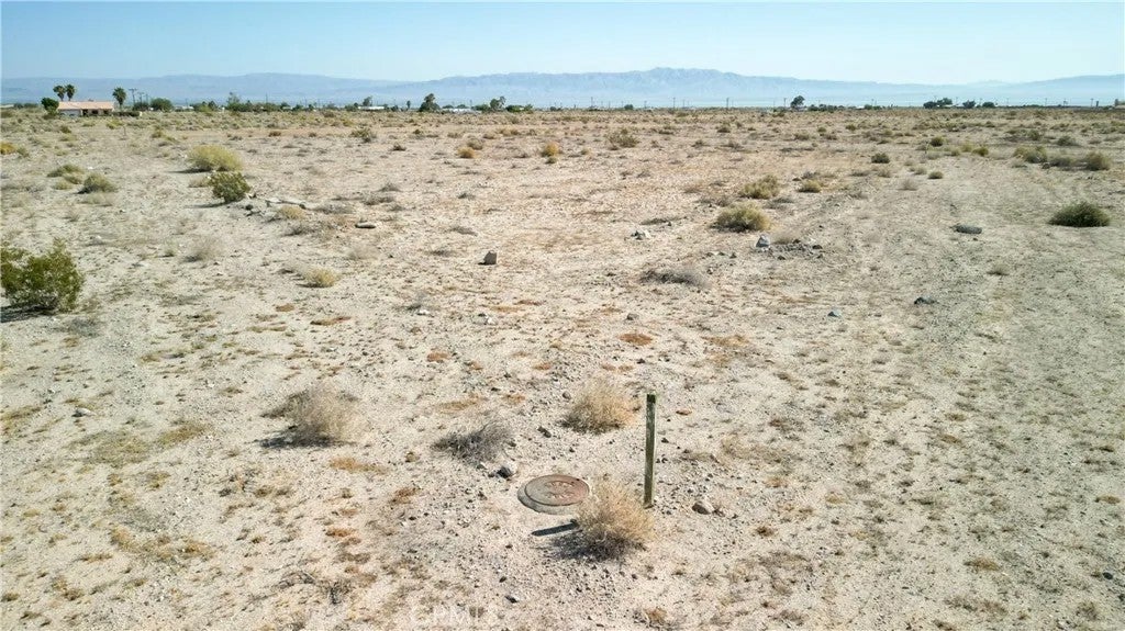 Photo of 2705 Elsinore Ave, Thermal, CA 92274 (MLS # ND26226311)