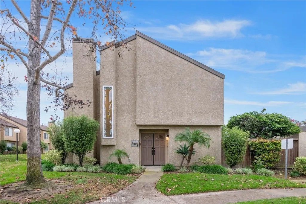 Photo of 15928 Prell Court, Fountain Valley, CA 92708 (MLS # OC25280270)