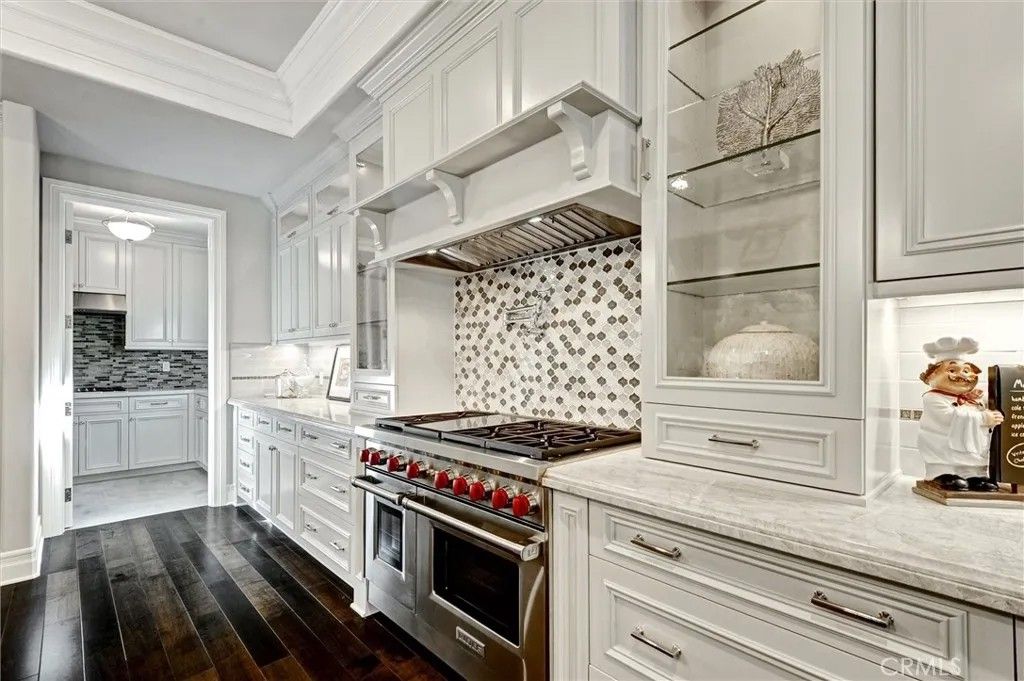 Photo of 631 W Longden Avenue, Arcadia, CA 91007 (MLS # AR26050284)