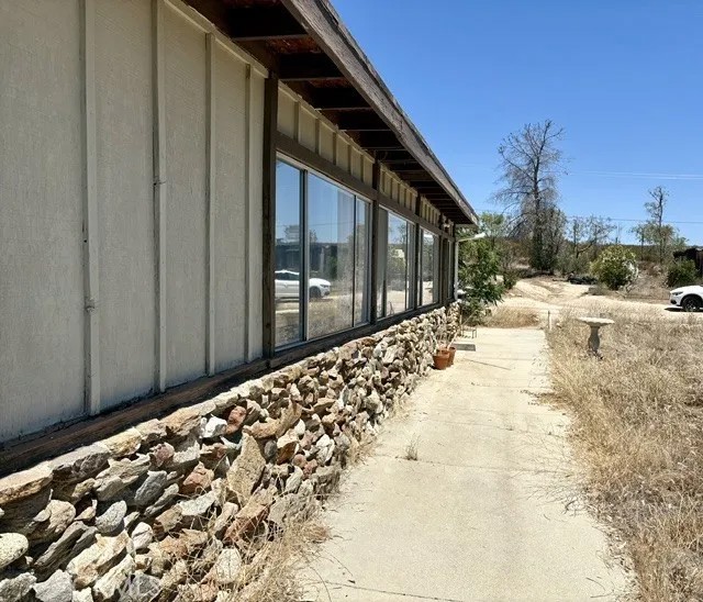 32801 Red Mountain Road