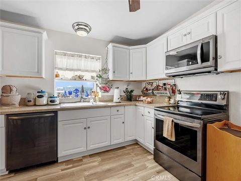 Tiny photo for 22977 El Centro Rd, Apple Valley, CA 92307 (MLS # HD26022740)