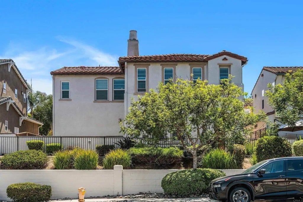 1494 Mosaic Glen
