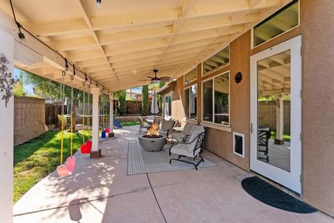 Tiny photo for 31557 Whitecrown Drive, Murrieta, CA 92563 (MLS # NDP2510511)