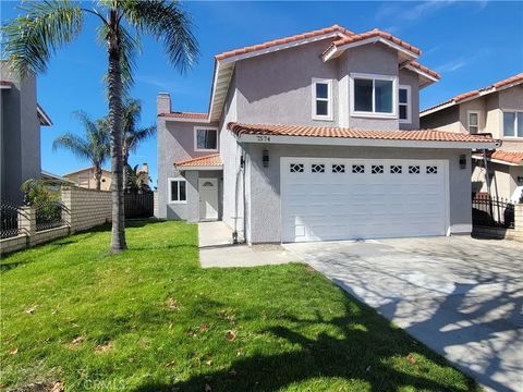 Photo of 7574 Bell Court, Highlands, CA 92346 (MLS # DW26043895)