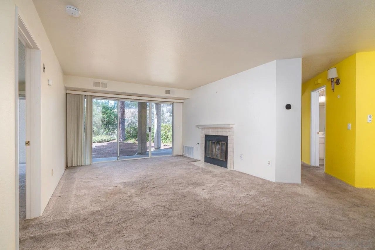 7267 Camino Degrazia 21