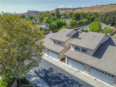 Photo of 6017 Oldenberg WAY, Simi Valley, CA 93063 (MLS # SR26173765)
