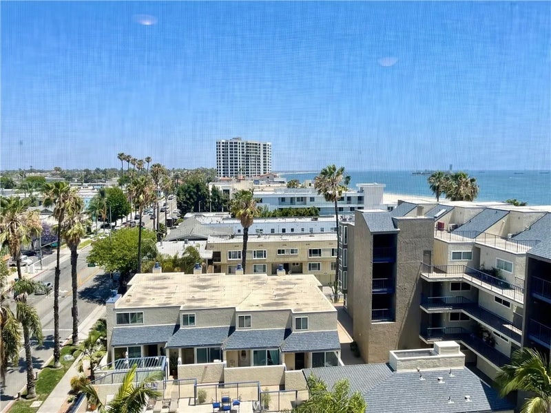 1030 E Ocean 703