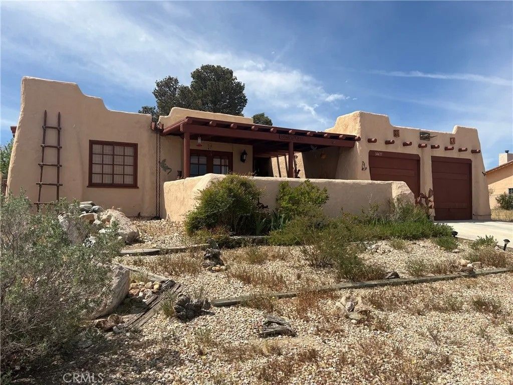 Photo of 14435 Schooner Dr, Helendale, CA 92342 (MLS # HD26070574)