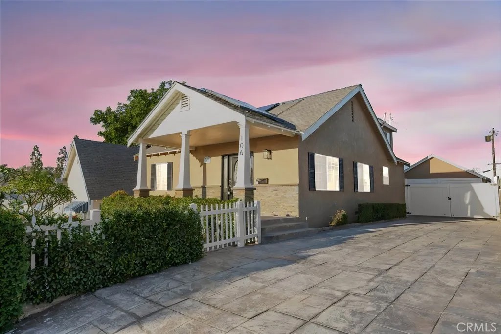 106 S Redwood Avenue