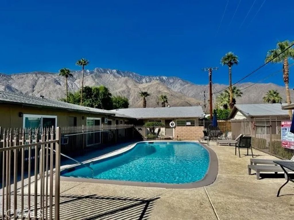 Photo of 685 E Vista Chino #7, Palm Springs, CA 92262 (MLS # NP25266477)