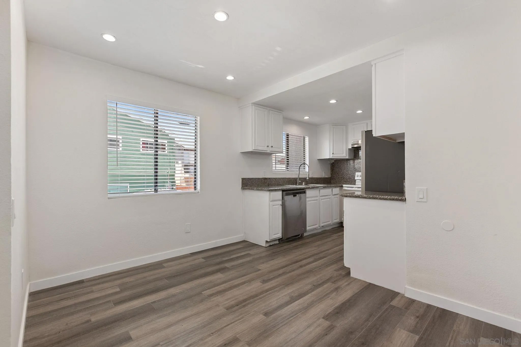 4338 Altadena Ave 101 101