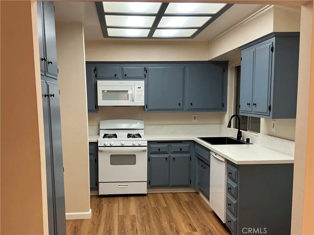 Photo of 1126 Lucerne Dr, Hemet, CA 92543 (MLS # IG26066249)