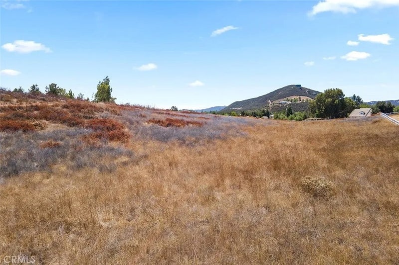 19049 Vista De Cielo