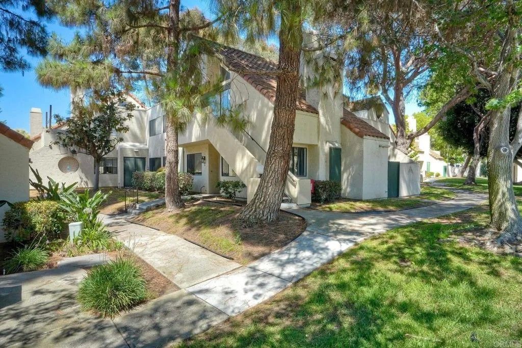 Photo of 391 N Melrose, Vista, CA 92083 (MLS # NDP2509909)