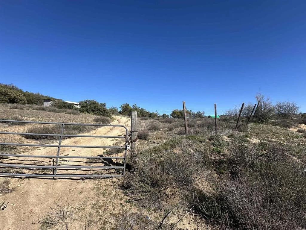 Photo of 40368 Elm Brush Trl, Anza, CA 92539 (MLS # PTP2601141)