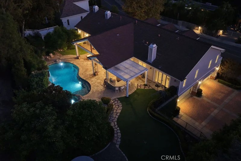 19041 Cerro Villa Drive