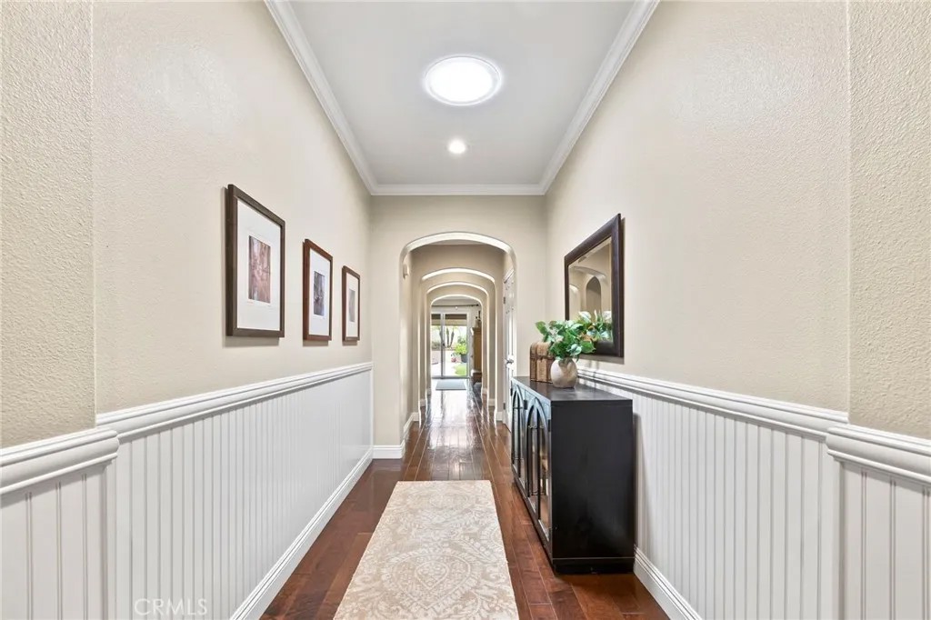 1705 Arthur Loop West