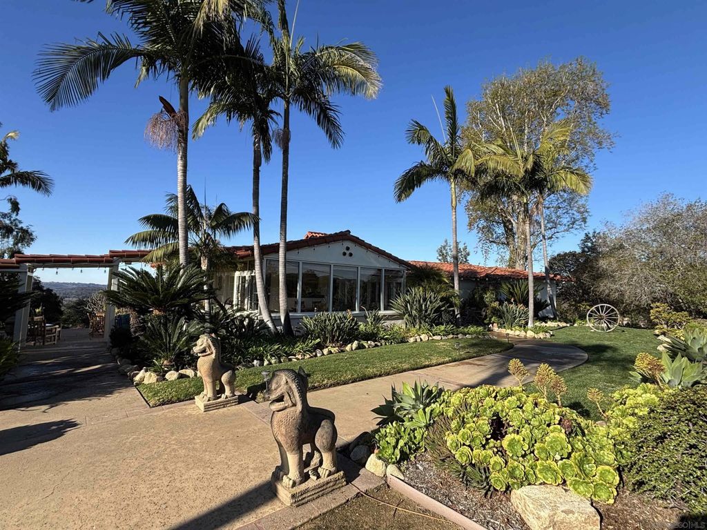 Photo of 17090 El Mirador, Rancho Santa Fe, CA 92067 (MLS # 260003784)