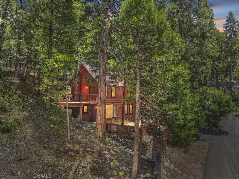 425 Blue Jay Canyon