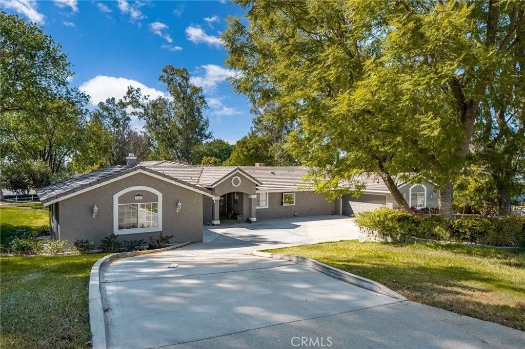 Photo of 7455 Jola Drive, Riverside, CA 92506 (MLS # IG26118556)